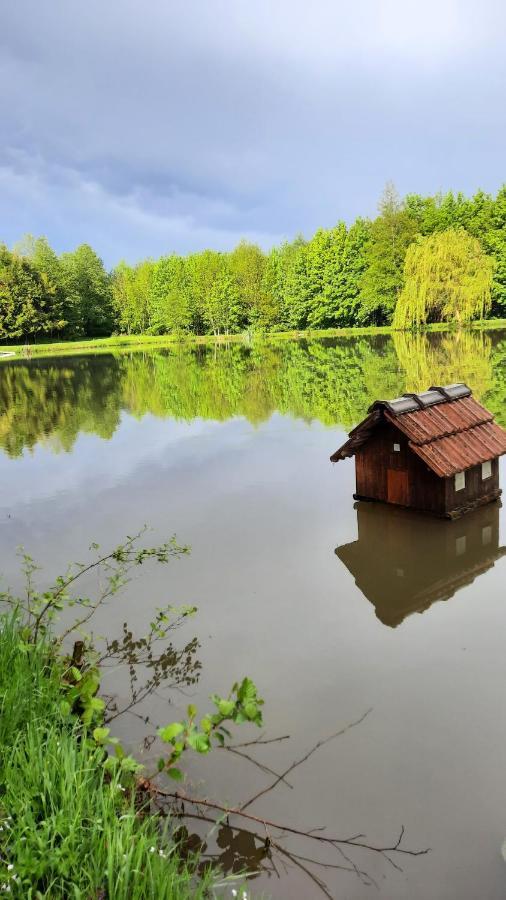 Les Etangs Du Moulin D'Harcy Acomodação com café da manhã Lonny Exterior foto